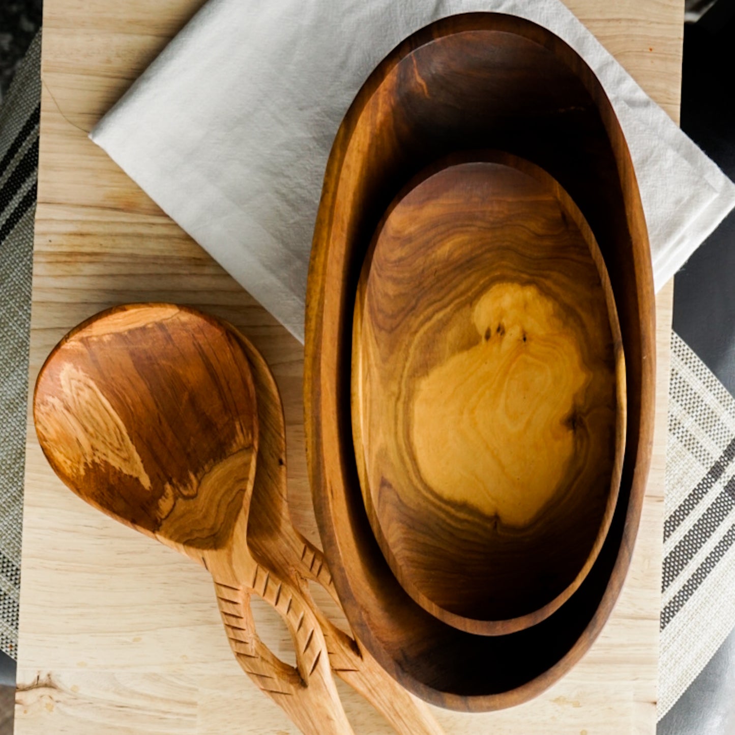 Medium Mahogany Bowl