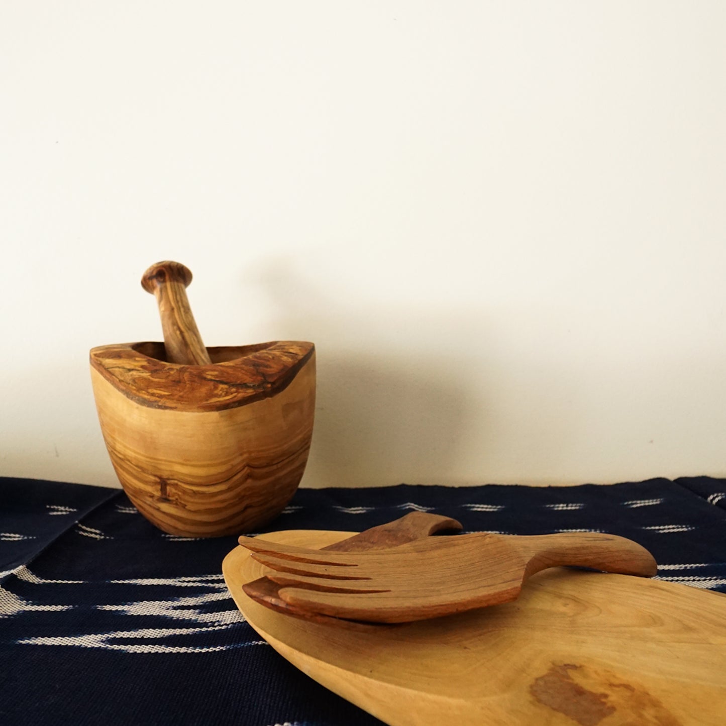 Rustic Edge Tunisian Olive Wood Mortar & Pestle
