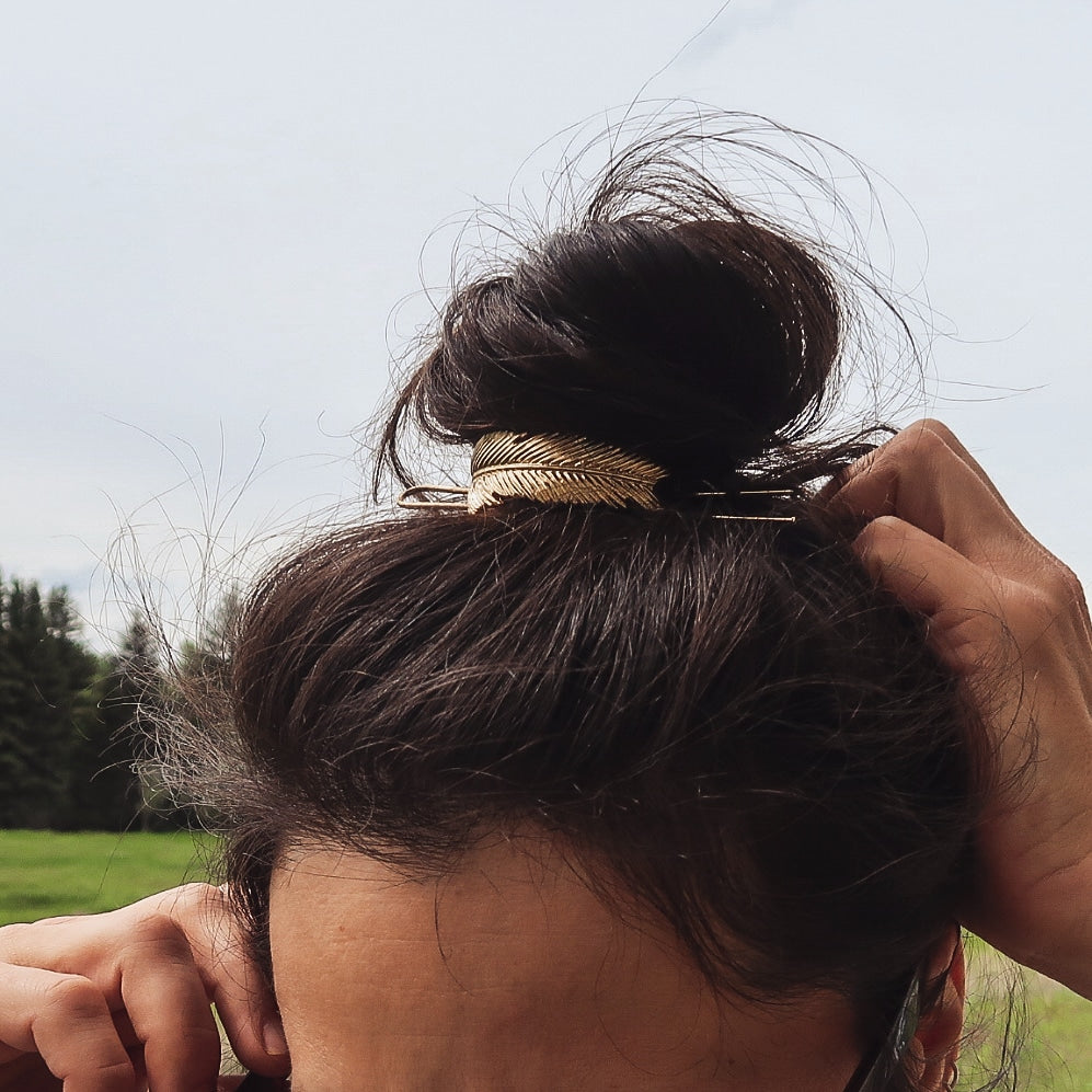 Feather bun cuff messy bun